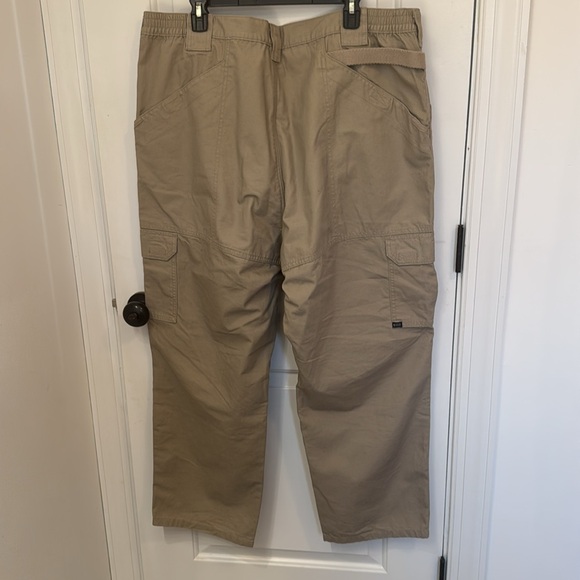 MENS 5.11 TACTICAL TAN CARGO COTTON WORK PANTS SIZE 44 x 30 - Picture 10 of 13